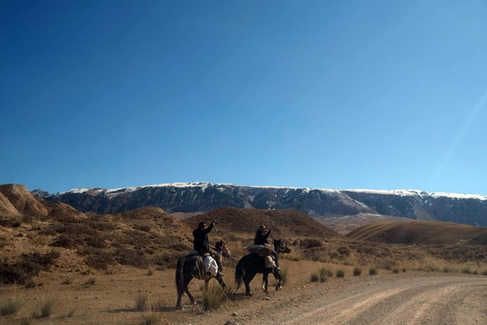 Have a tour in Kyrgyzstan which meets all of your expectations, travel, tour, Kyrgyzstan, cars are rented, Bishkek – Ala Archa – Bishkek – Burana – Issyk Kul northern shore – Karakol – Jeti Oguz – Issyk Kul southern shore – Kochkor – Son Kul – 33 parrots Pass – Kochkor – Bishkek – Flight 