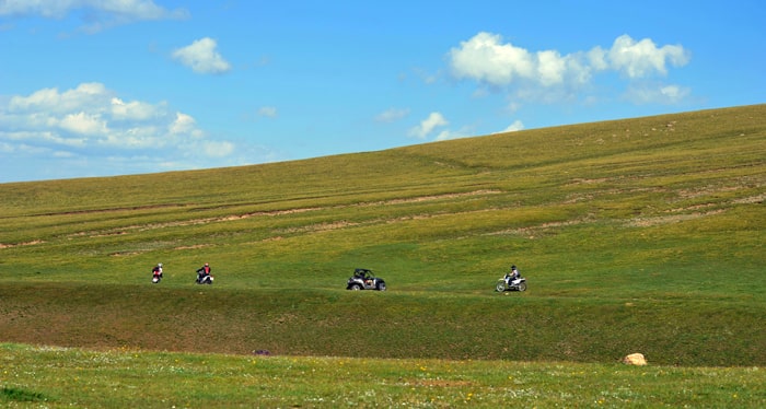 Kyrgyzstan tours, territory.